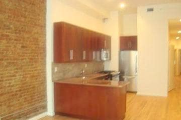 Primary Photo - 235 Park Ave S
