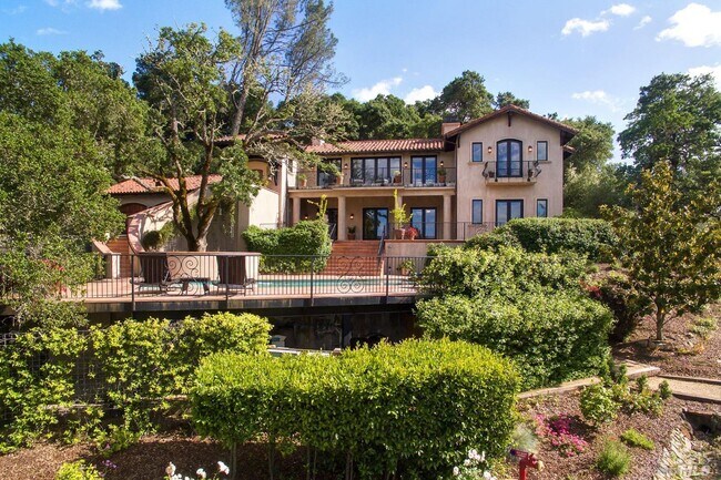 Foto del edificio - 2470 Spring Mountain Rd