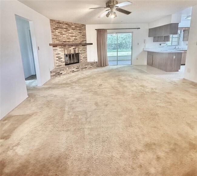 Foto del edificio - 1734 Willa Cir