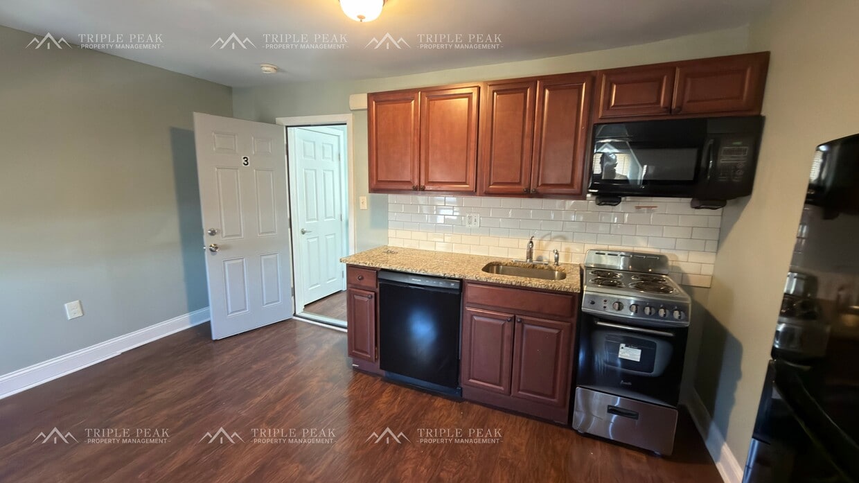 Photo - 49 Farson St (Philadelphia, PA)