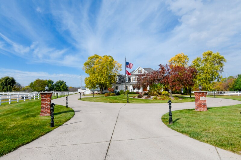 Primary Photo - 1855 Cottonwood Ct