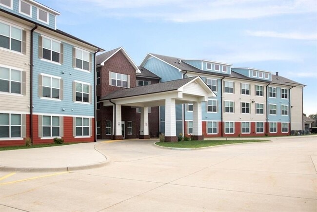 Building Photo - 202 Magnolia Dr