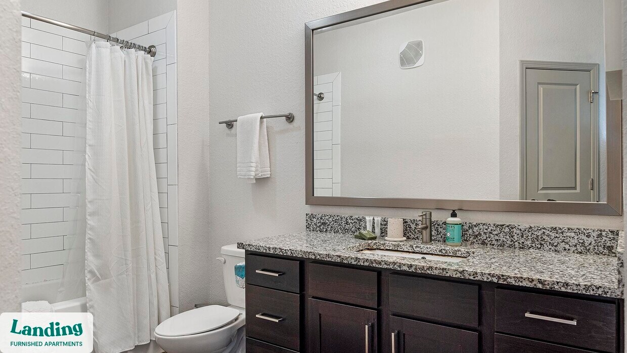 Foto principal - 5772 Old Hickory Blvd