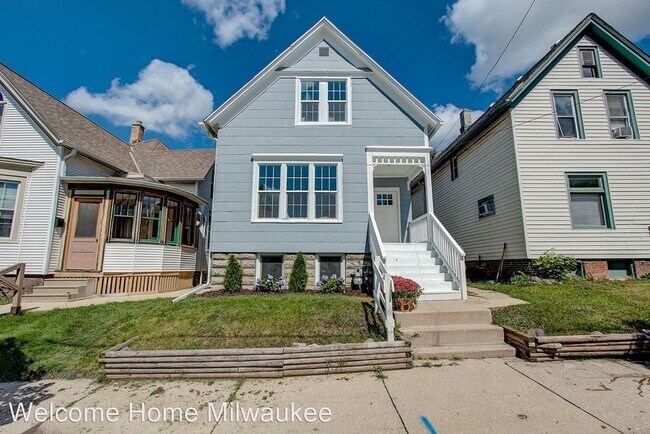Building Photo - 3 br, 2.5 bath House - 1624 E Belleview Pl
