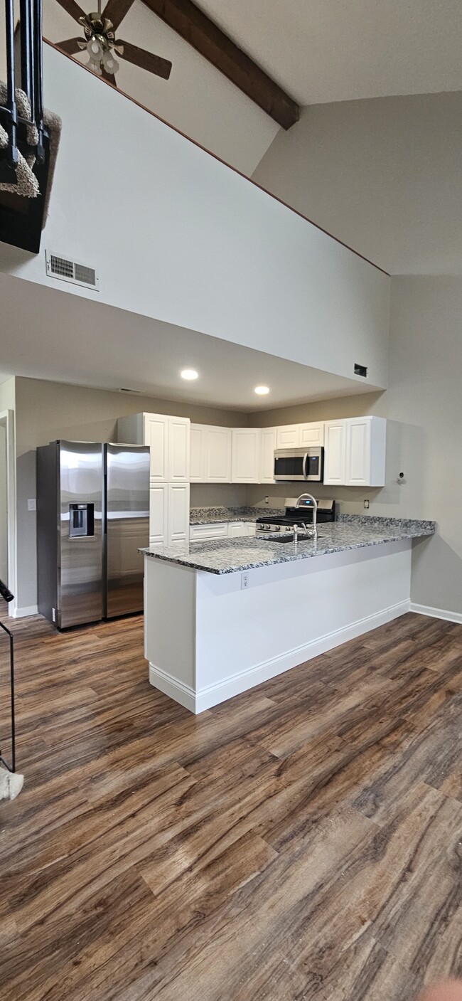 Building Photo - 5 Brandywine Ct