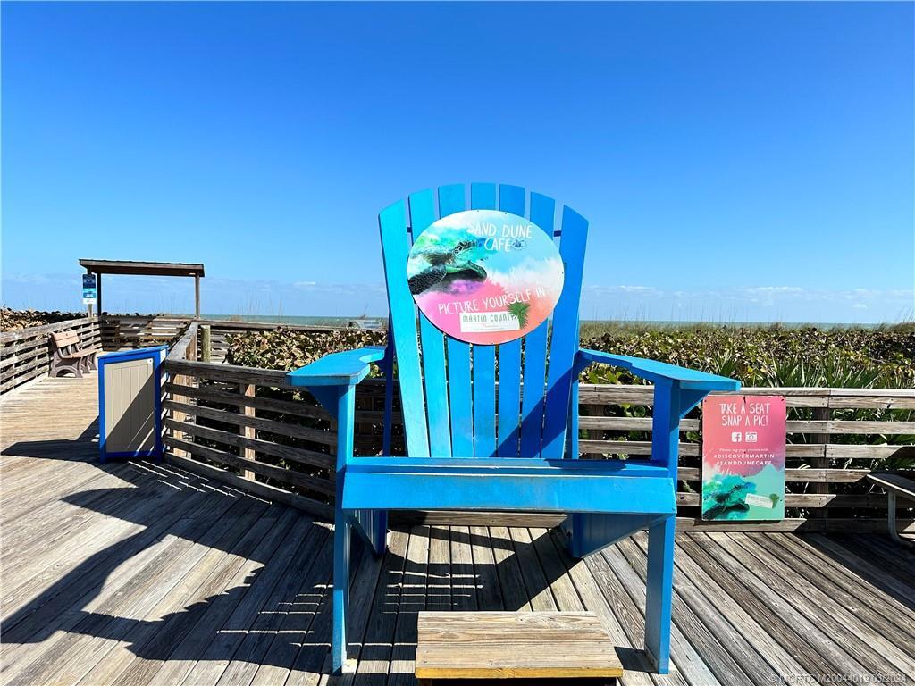 Foto del edificio - 2632 NE Pelican Wy