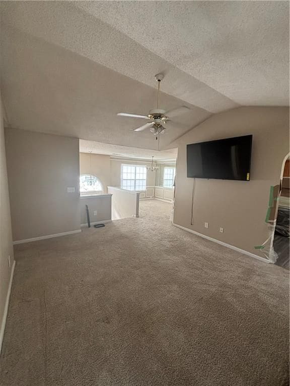 Building Photo - 664 Rosewood Cir