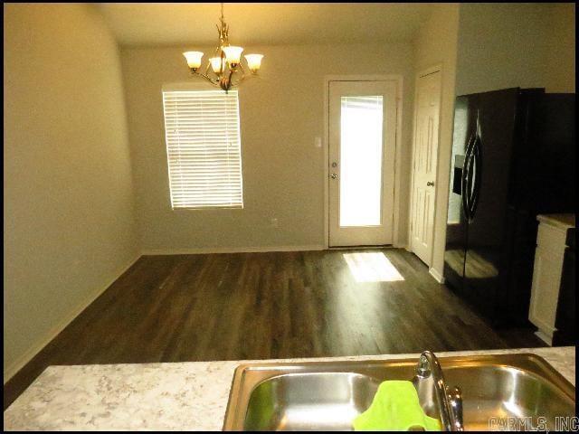Building Photo - 1001 Meadows Edge Dr