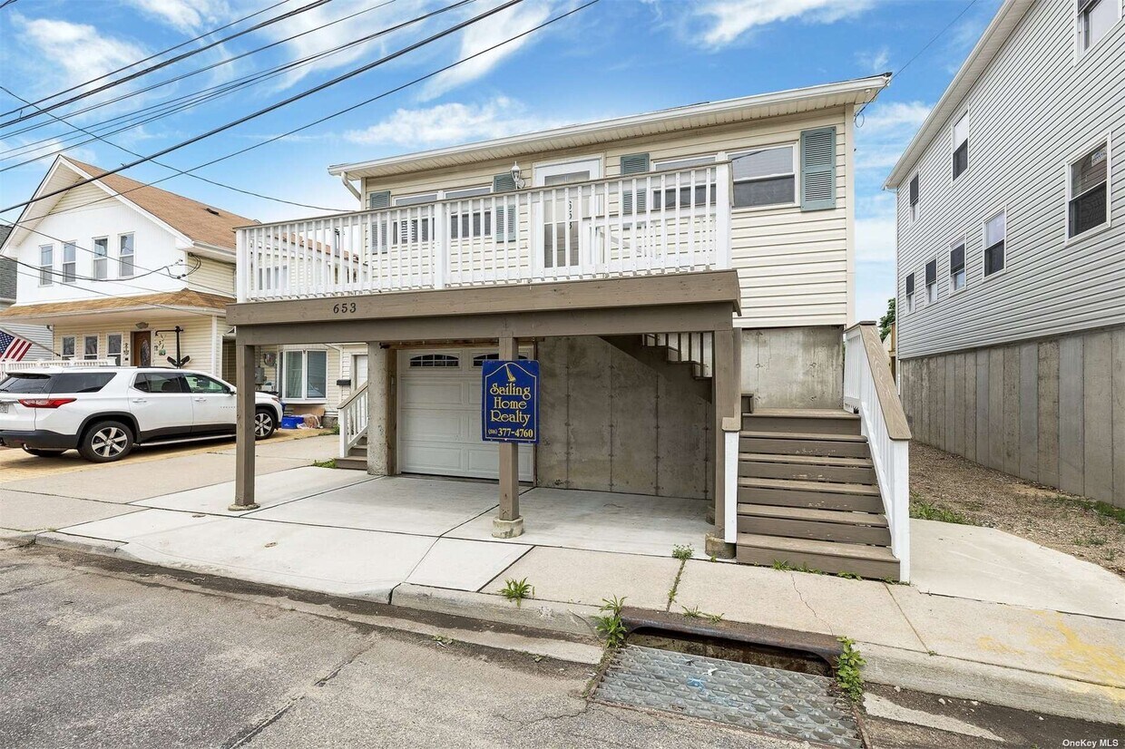 653 Arthur St, Baldwin, NY 11510 House Rental in Baldwin, NY