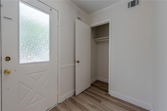 Foto del edificio - 10310 Rillridge Ct