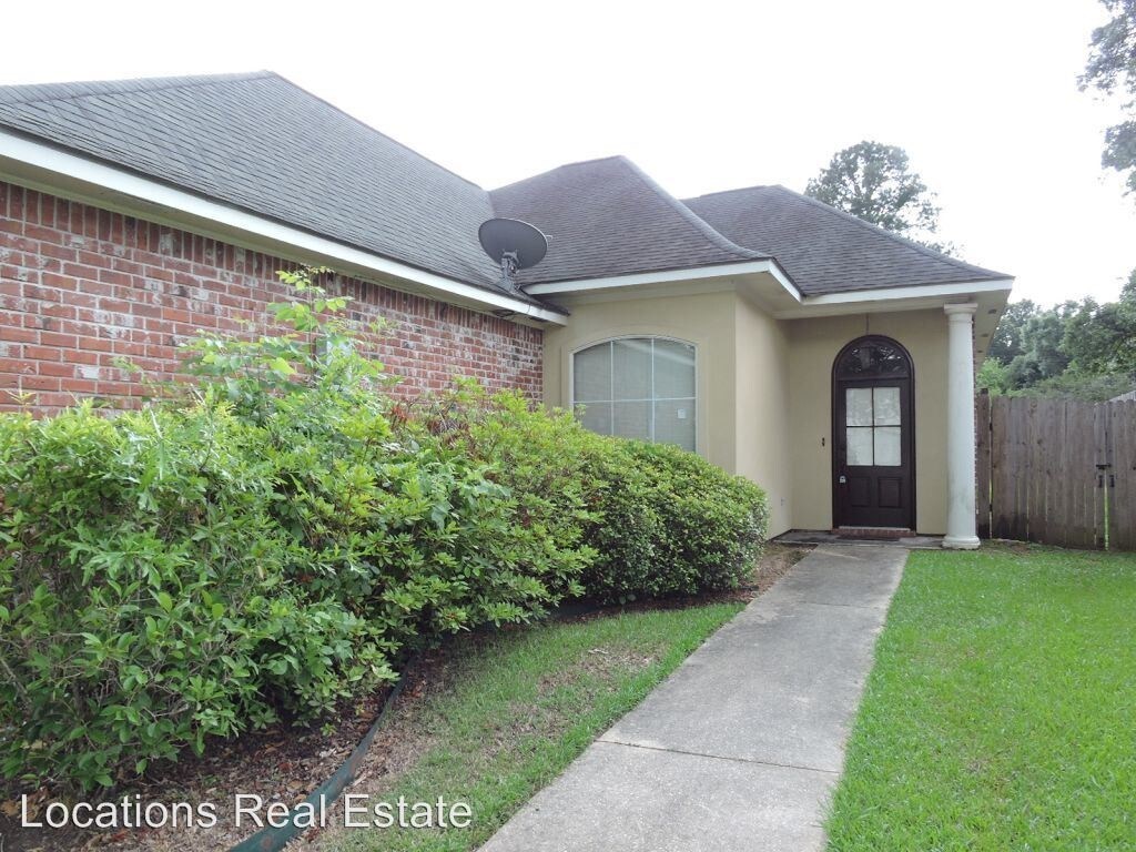 Primary Photo - 3 br, 2 bath House - 8054 Essen Cove