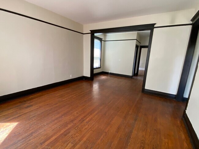 Building Photo - 7120 S Emerald Ave