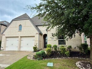 Building Photo - 2104 Hubbard Park Ln