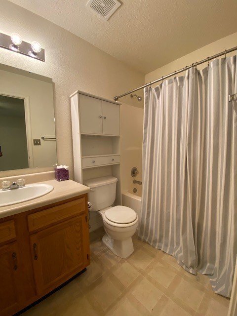 Foto del edificio - 3729 Laurel Cherry Ln