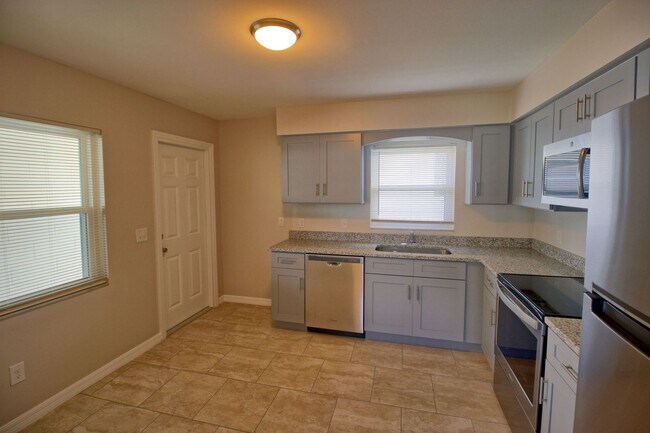 Foto del edificio - 114 E Wallace Street