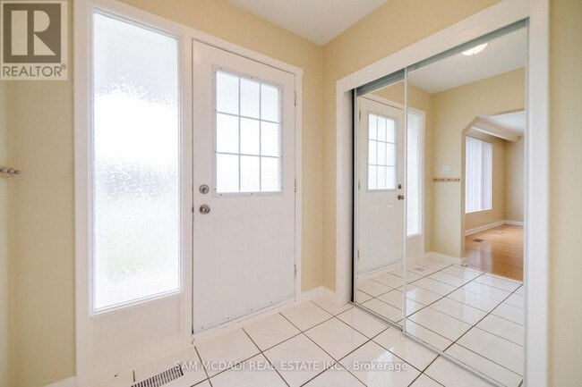 Building Photo - 544 Sandmere Pl