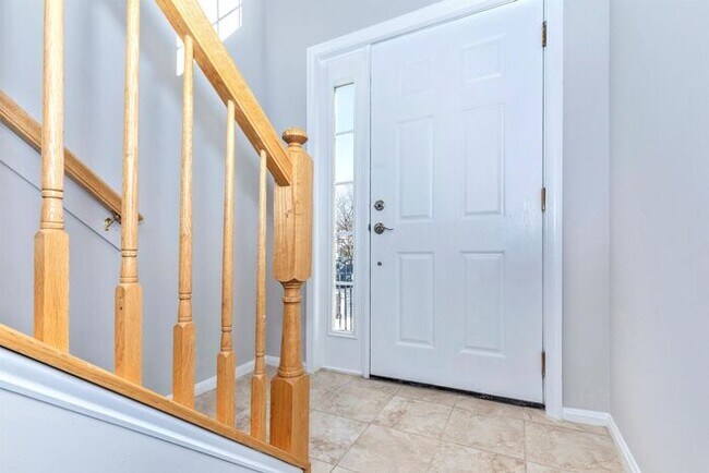 Foto del edificio - Fantastic Townhouse For Lease
