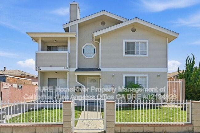 Photo - 1538 West 205th Street House