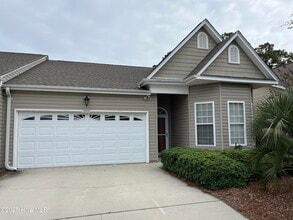 Building Photo - 5118 Elton Dr SE