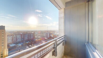 Interior Photo - Eleven55 Ripley