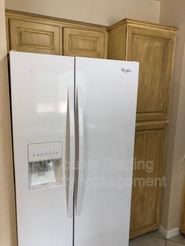 Foto del edificio - 4800 Beacon St