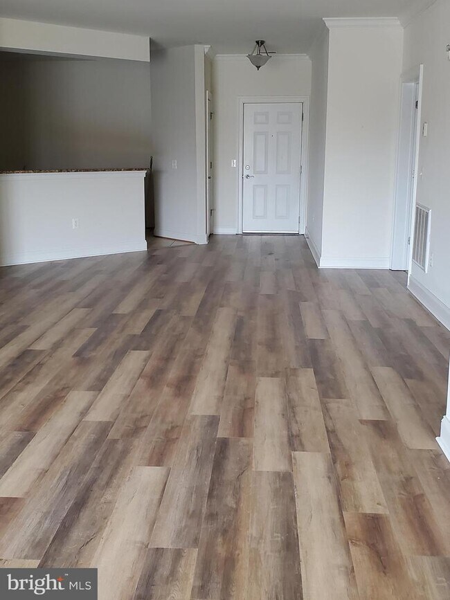 Foto del edificio - 2700 Willow Oak Dr