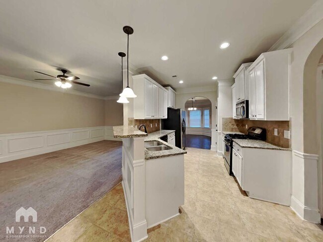 Building Photo - 8060 Snapwell Dr