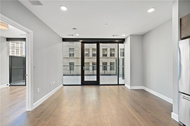 Foto del edificio - 350 Oliver Ave