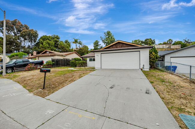 Building Photo - 6046 Reo Pl
