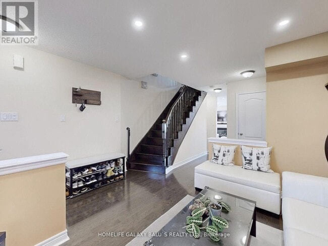 Photo du bâtiment - 493 Nairn Circle