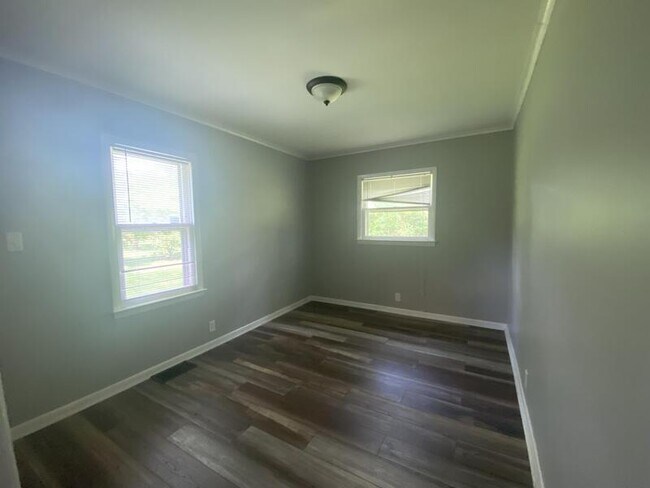 Building Photo - 1851 Gannon Rd