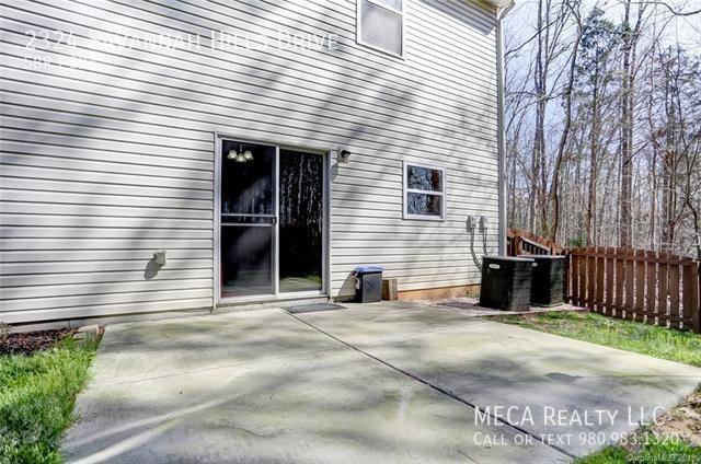 Building Photo - 2324 Savannah Hills Dr