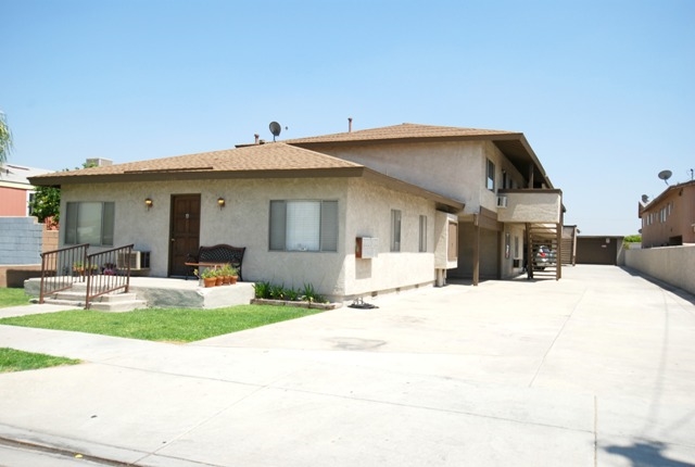 Primary Photo - 1718 Big Dalton Ave