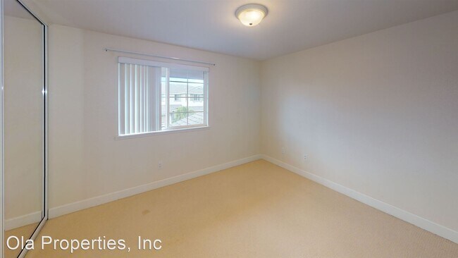 Building Photo - 2 br, 2.5 bath House - 92-1504-4 Aliinui D...