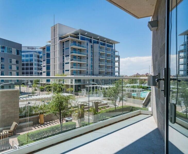 Primary Photo - 140 E Rio Salado Pkwy