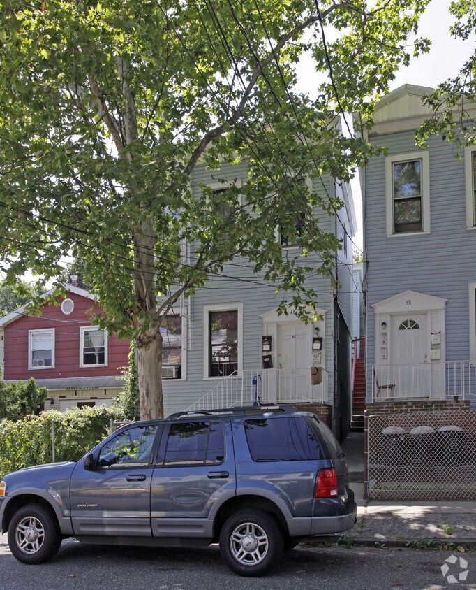 Foto del edificio - 48-52 Tompkins St