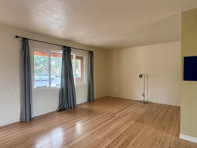 Foto del edificio - 4679 Idlewilde Ln SE
