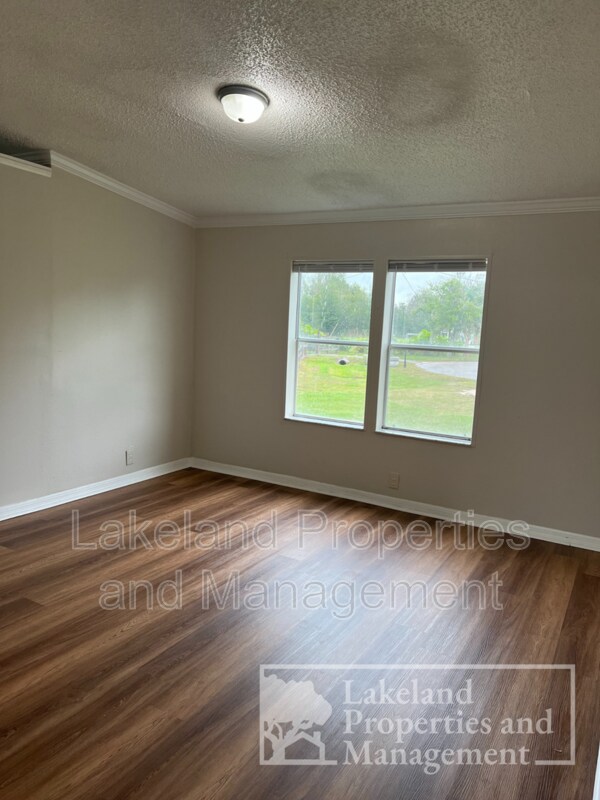 Building Photo - 5616 Forest Creek Rd