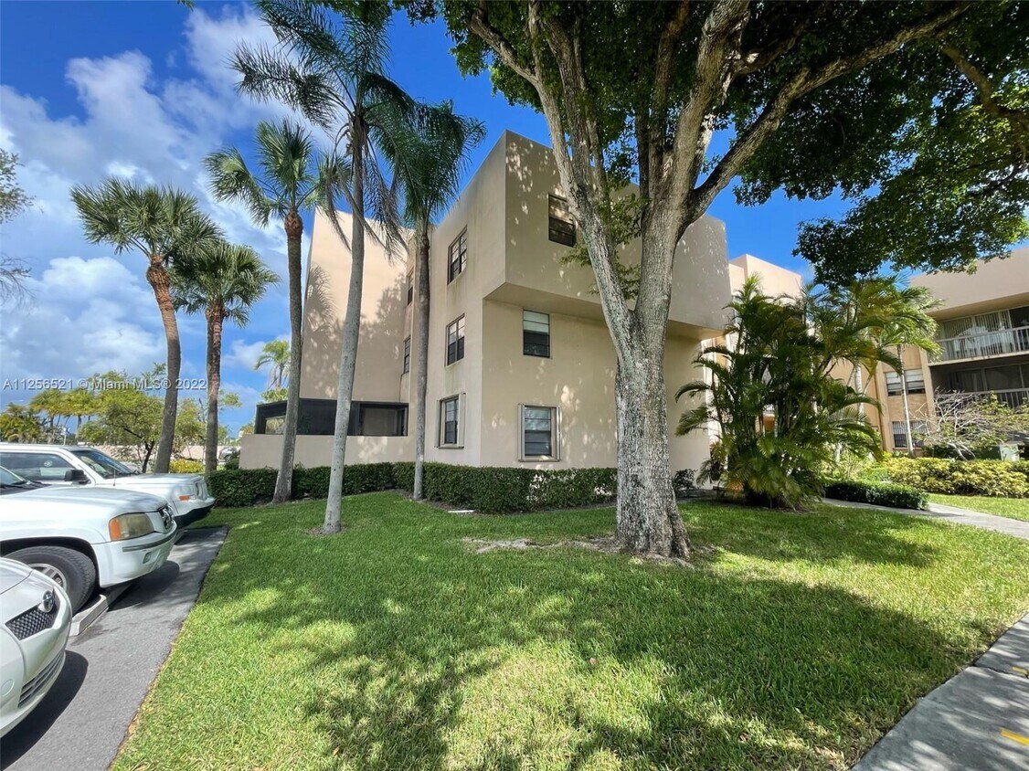 Foto principal - 10425 SW 112th Ave