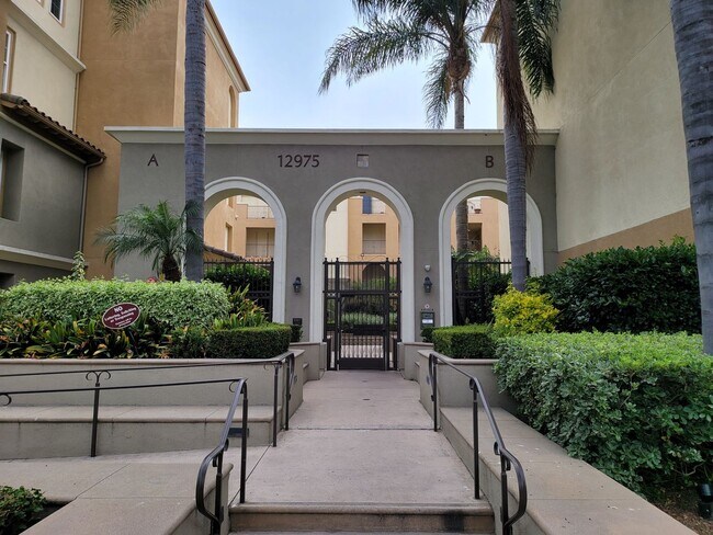 Foto del edificio - Luxury Condo In Playa Vista