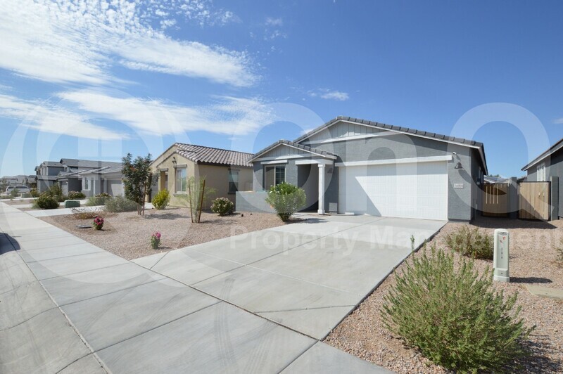 Primary Photo - 36004 W San Clemente Ave