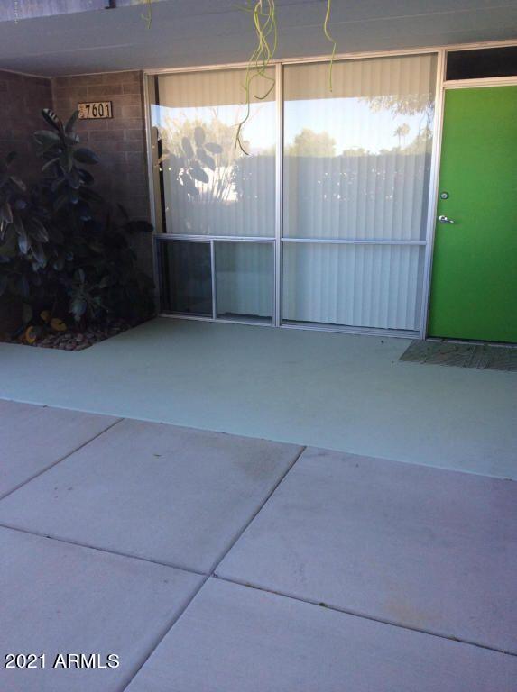 Foto del edificio - 7601 E 2nd St