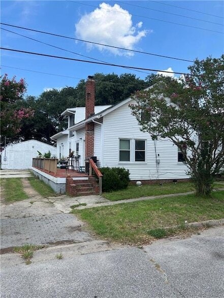 Building Photo - 360 Staten St