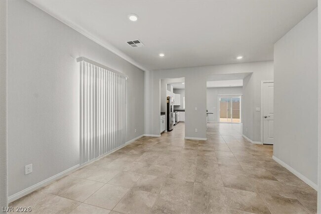 Building Photo - 1058 Willow Berry Ave