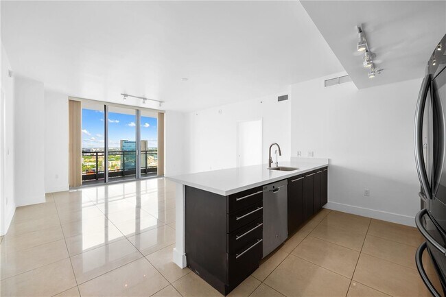 Foto del edificio - 90 SW 3rd St