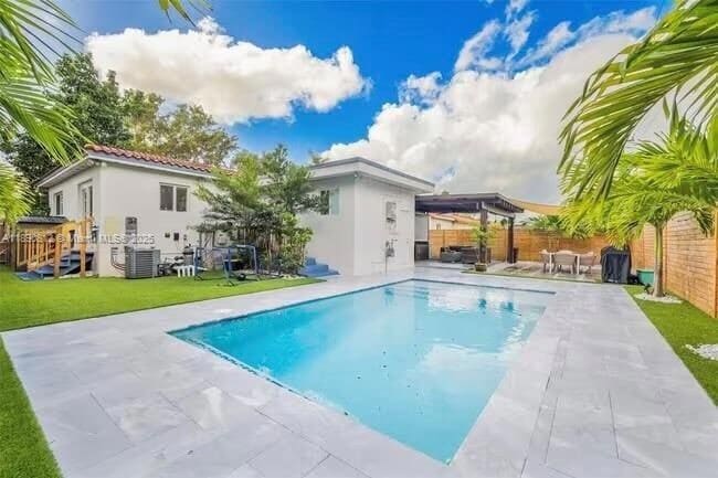 Photo - 6017 SW 14th St House