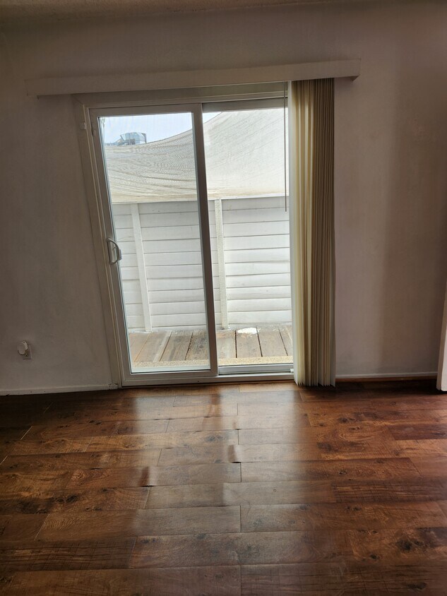 slidng door to private patio - 239 Windward Ave