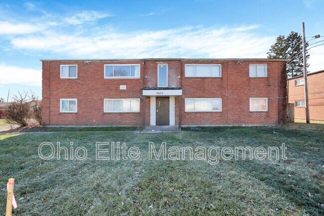 Building Photo - 3605 Cushing Dr