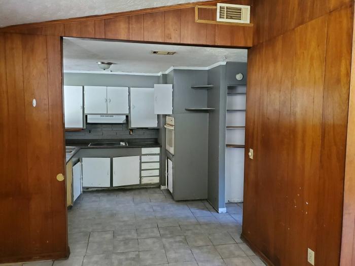 Building Photo - 3 bedroom in Jackson MS 39209