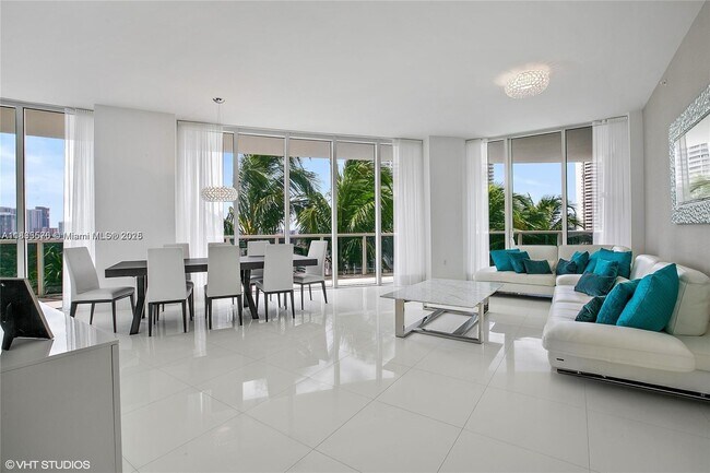 Foto del edificio - 4100 Island Blvd